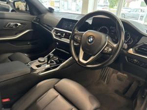BMW 3 Series 318i Sport Line - Image 15