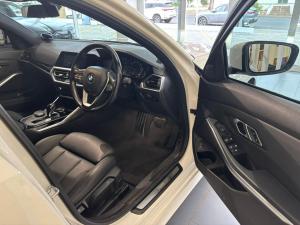 BMW 3 Series 318i Sport Line - Image 18