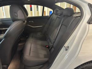 BMW 3 Series 318i Sport Line - Image 22