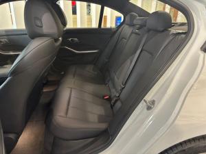 BMW 3 Series 318i Sport Line - Image 27