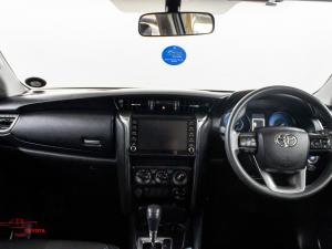 Toyota Fortuner 2.4GD-6 4x4 - Image 6