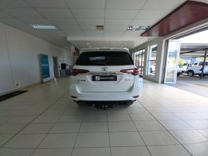 Toyota Fortuner 2.8GD-6 VX - Image 5