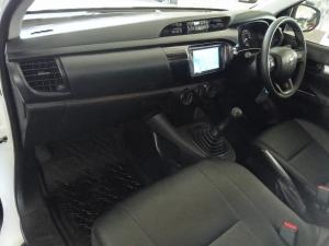 Toyota Hilux 2.4GD single cab S (aircon) - Image 6
