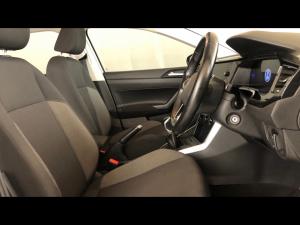 Volkswagen Polo hatch 1.0TSI Life manual - Image 10