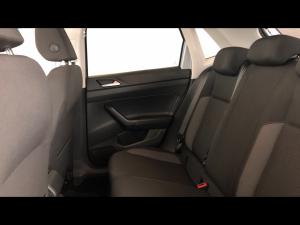 Volkswagen Polo hatch 1.0TSI Life manual - Image 11