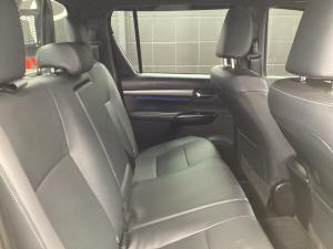 Toyota Hilux 2.8GD-6 double cab Legend auto - Image 18