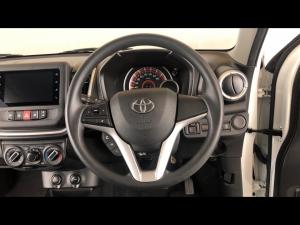 Toyota Vitz 1.0 XR auto - Image 8