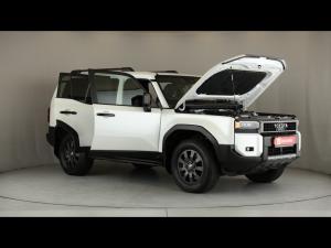 Toyota Land Cruiser Prado 2.8GD VX-R - Image 30