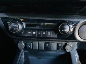 Toyota Hilux 2.8GD-6 48V double cab Legend RS - Image 9