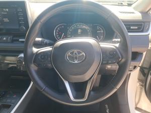 Toyota RAV4 2.0 VX - Image 8