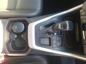 Toyota RAV4 2.0 VX - Image 12