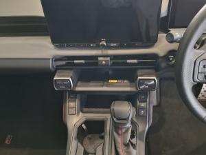 Toyota RAV4 2.5 GR-S Hybrid CVT E-FOUR - Image 11