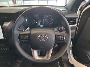 Toyota Fortuner 2.8GD-6 4X4 automatic - Image 8