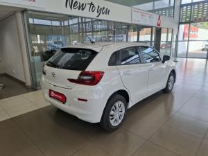 Toyota Starlet 1.5 Xi - Image 2