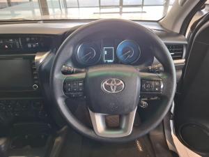 Toyota Fortuner 2.4GD-6 4X4 automatic - Image 7