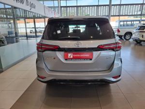 Toyota Fortuner 2.4GD-6 4X4 automatic - Image 5