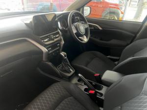 Toyota Urban Cruiser 1.5 XR automatic - Image 7