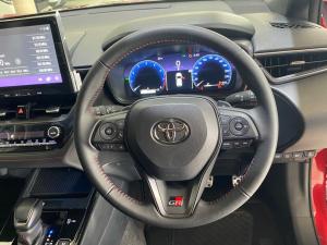 Toyota Corolla Cross 1.8 GR-S - Image 8