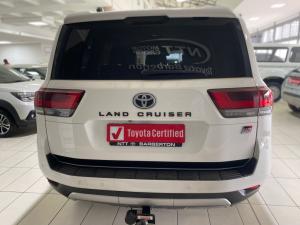 Toyota Landcruiser 300 V6 3.3D GR-S - Image 5