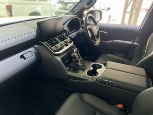 Toyota Landcruiser 300 V6 3.3D GR-S - Image 7