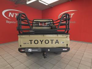 Toyota Land Cruiser 79 4.5DD/C - Image 5