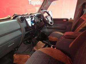Toyota Land Cruiser 79 4.5DD/C - Image 7