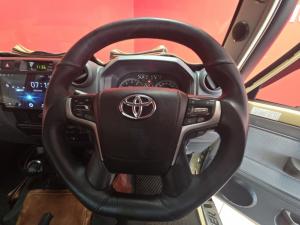Toyota Land Cruiser 79 4.5DD/C - Image 8