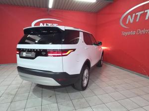 Land Rover Discovery 3.0 TD S - Image 2