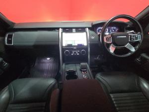Land Rover Discovery 3.0 TD S - Image 6
