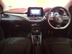Suzuki Baleno 1.5 GLX - Image 6