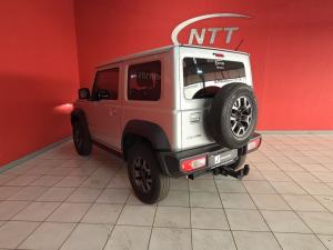 Suzuki Jimny 1.5 GLX - Image 10
