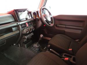 Suzuki Jimny 1.5 GLX - Image 7