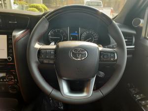 Toyota Fortuner 2.8GD-6 4X4 automatic - Image 8