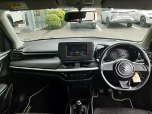 Suzuki Swift 1.2 GL - Image 6
