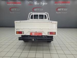 Toyota Hilux 2.4 GD-6 4X4 Single Cab F/DECK - Image 5