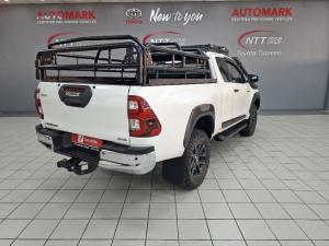 Toyota Hilux 2.8 GD-6 RB Legend 4X4 automaticE/CAB - Image 2
