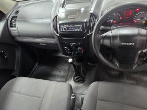 Isuzu D-MAX 250 HO Fleetside Safety S/C - Image 10