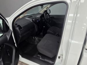 Isuzu D-MAX 250 HO Fleetside Safety S/C - Image 7