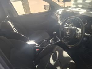 Toyota Starlet 1.5 Xi - Image 12