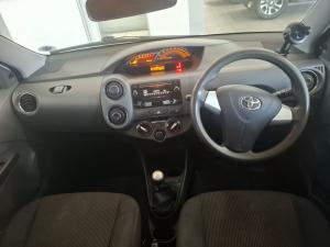 Toyota Etios 1.5 Xs/SPRINT 5-Door - Image 6