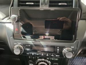 Toyota Prado VX 4.0 V6 automatic - Image 13