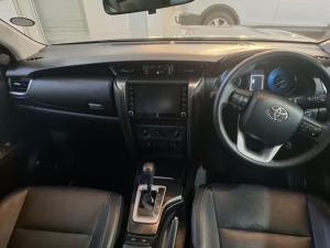 Toyota Fortuner 2.4GD-6 4X4 automatic - Image 6