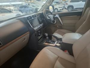 Toyota Prado VX-L 2.8GD automatic - Image 7