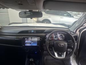 Toyota Hilux 2.4 GD-6 Raider 4X4S/C - Image 6