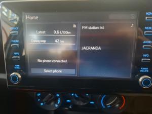 Toyota Hilux 2.4 GD-6 RB Raider automaticE/CAB - Image 12