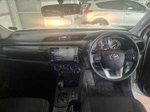 Toyota Hilux 2.4 GD-6 RB Raider automaticE/CAB - Image 6