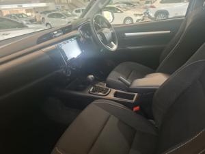 Toyota Hilux 2.4 GD-6 RB Raider automaticE/CAB - Image 7