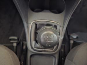 Volkswagen Polo Vivo 1.4 Trendline - Image 10