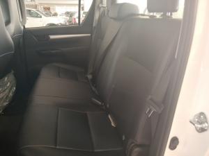 Toyota Hilux 2.4 GD-6 RB SRD/C - Image 11
