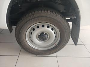 Toyota Hilux 2.4 GD-6 RB SRD/C - Image 14